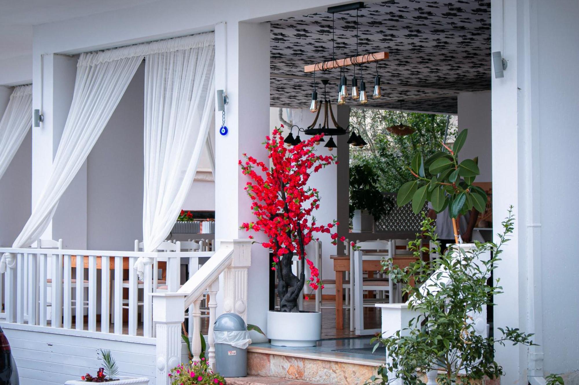 Hotel Fron Sarande Luaran gambar