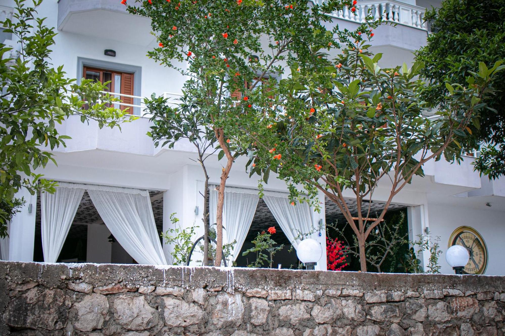 Hotel Fron Sarande Luaran gambar