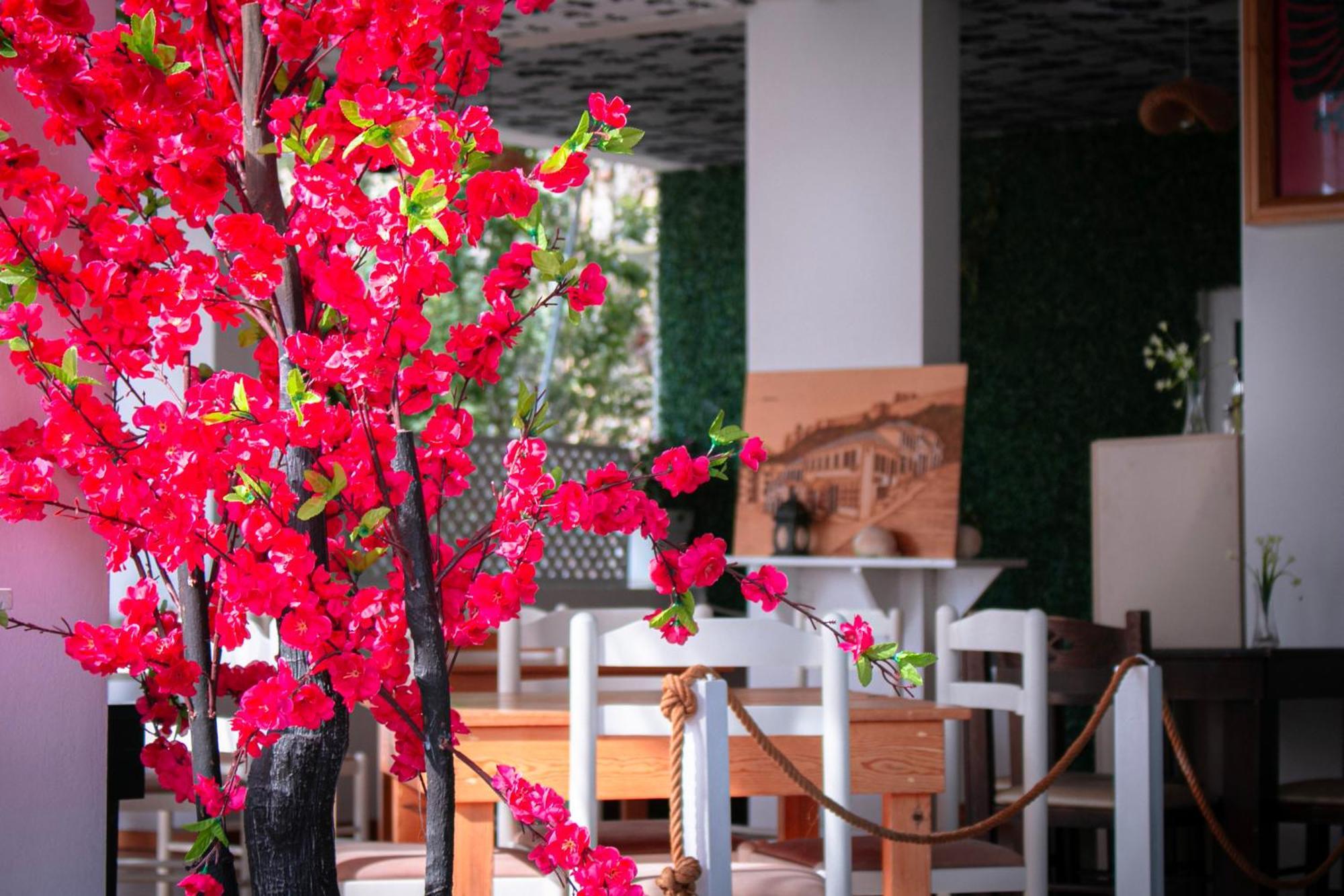 Hotel Fron Sarande Luaran gambar