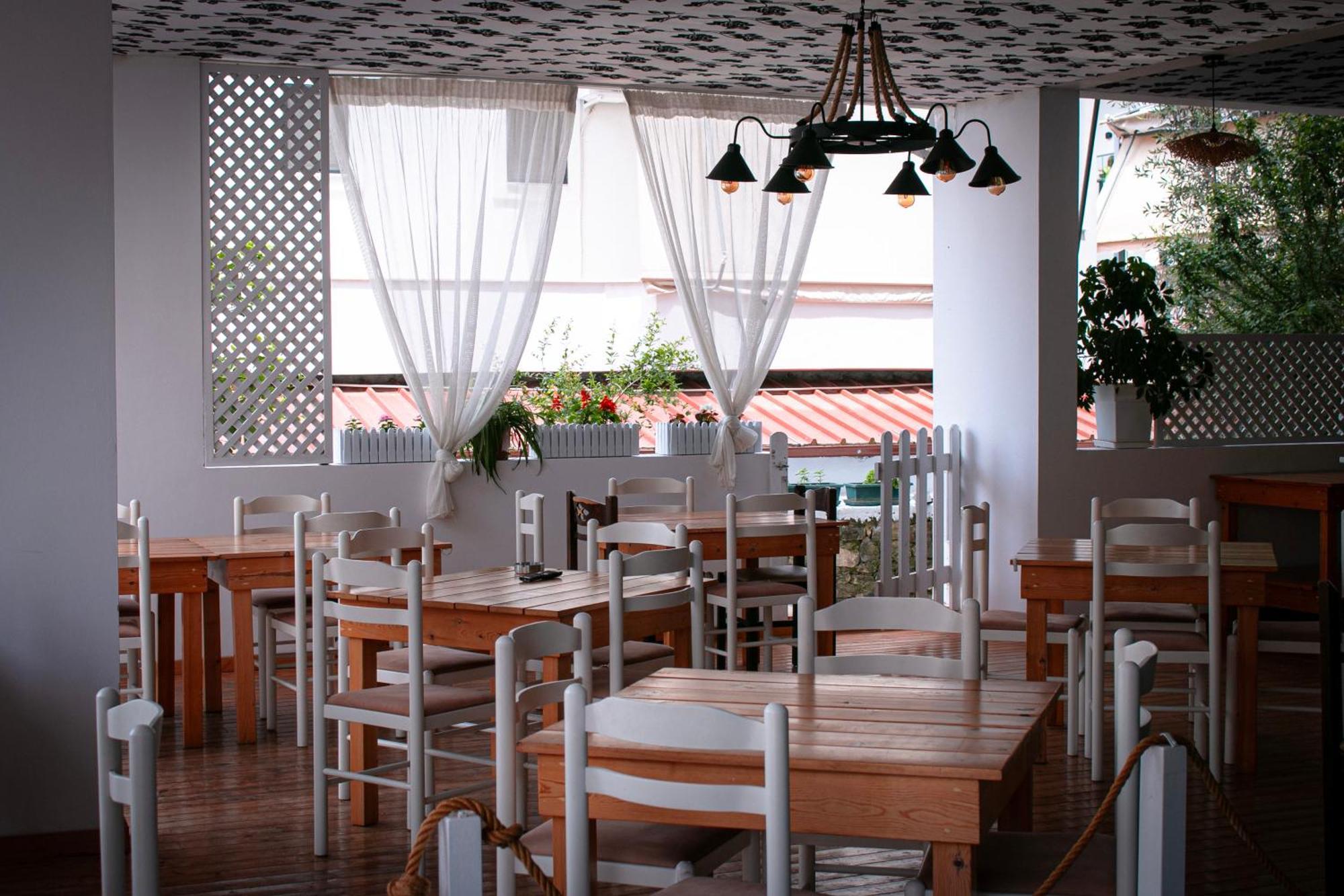 Hotel Fron Sarande Luaran gambar