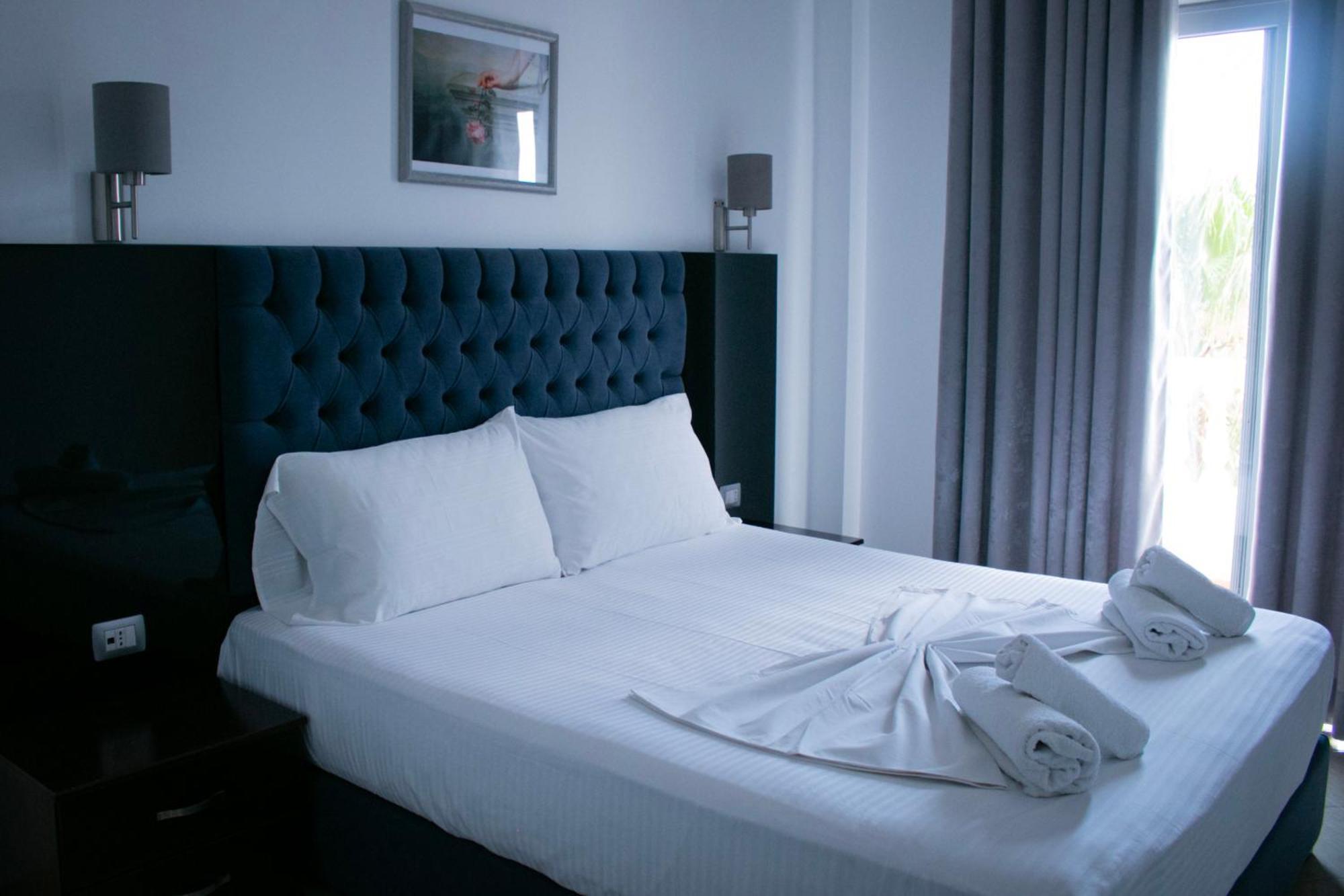 Hotel Fron Sarande Luaran gambar